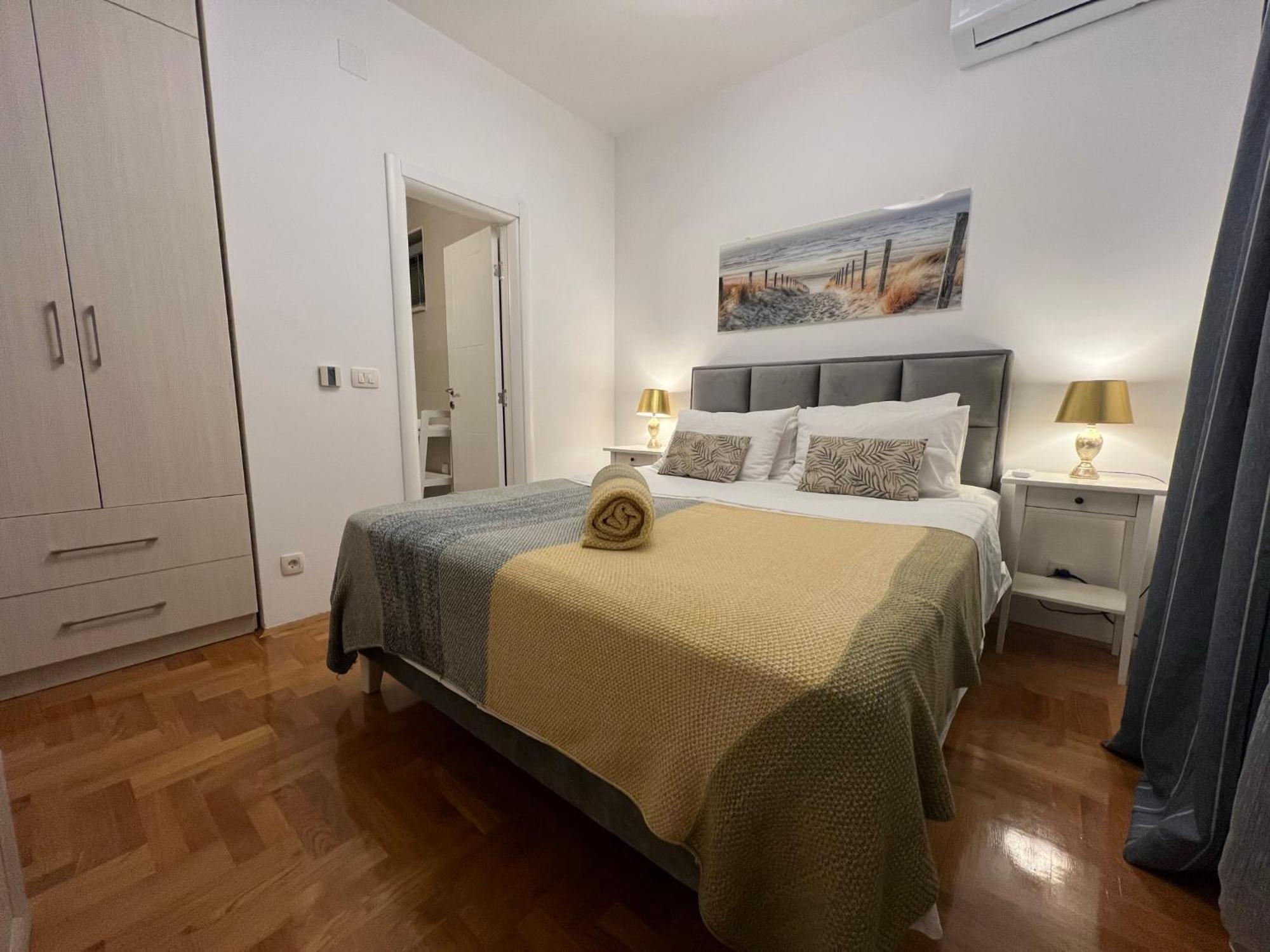 Acacia Hill A3 Daire Ðenovići Dış mekan fotoğraf