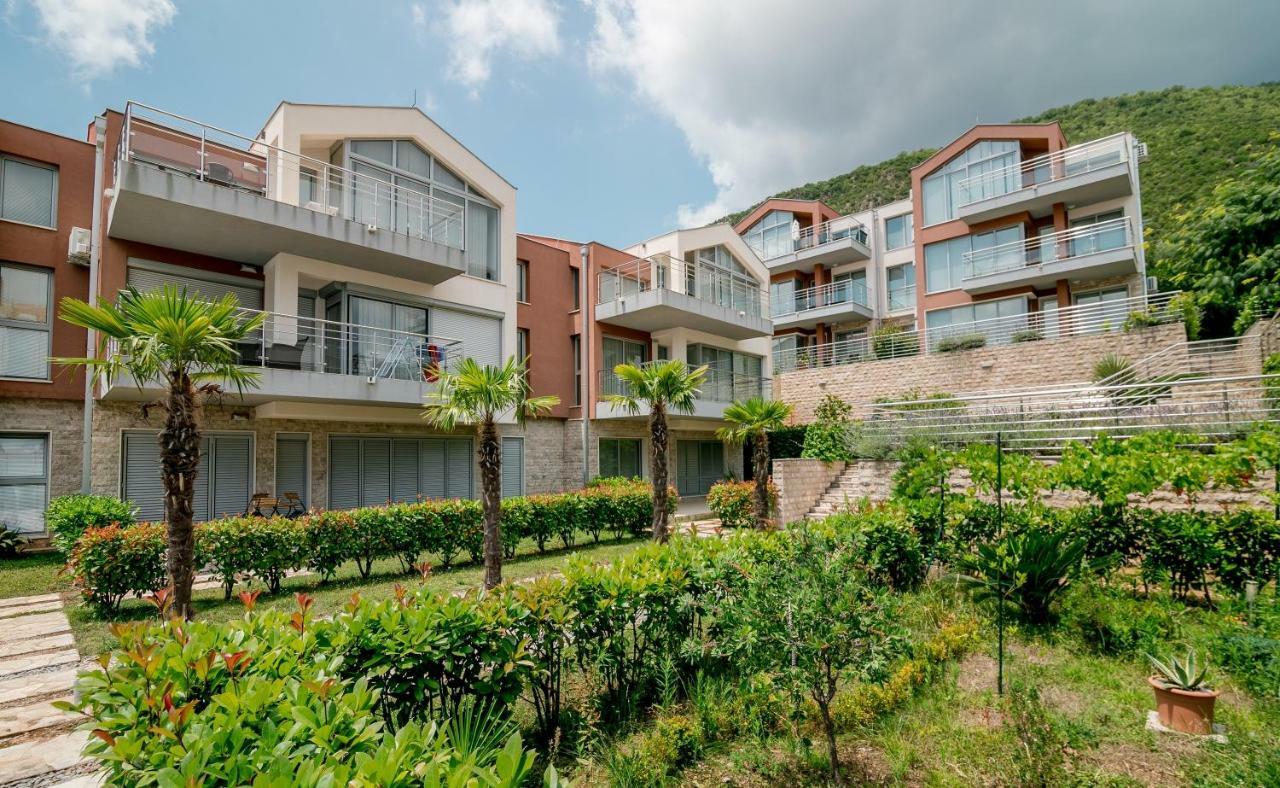 Acacia Hill A3 Daire Ðenovići Dış mekan fotoğraf